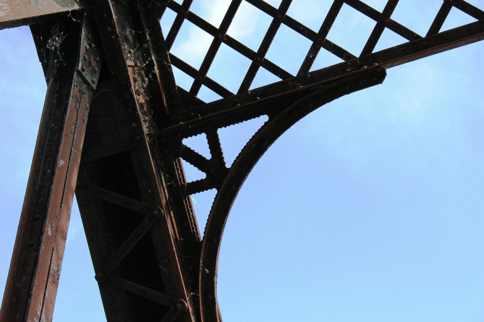 Heel bracing, span #4